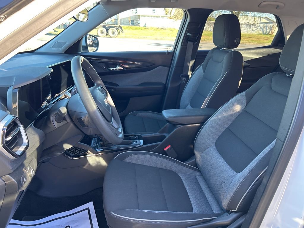 Used 2024 Chevrolet TrailBlazer LT image 19