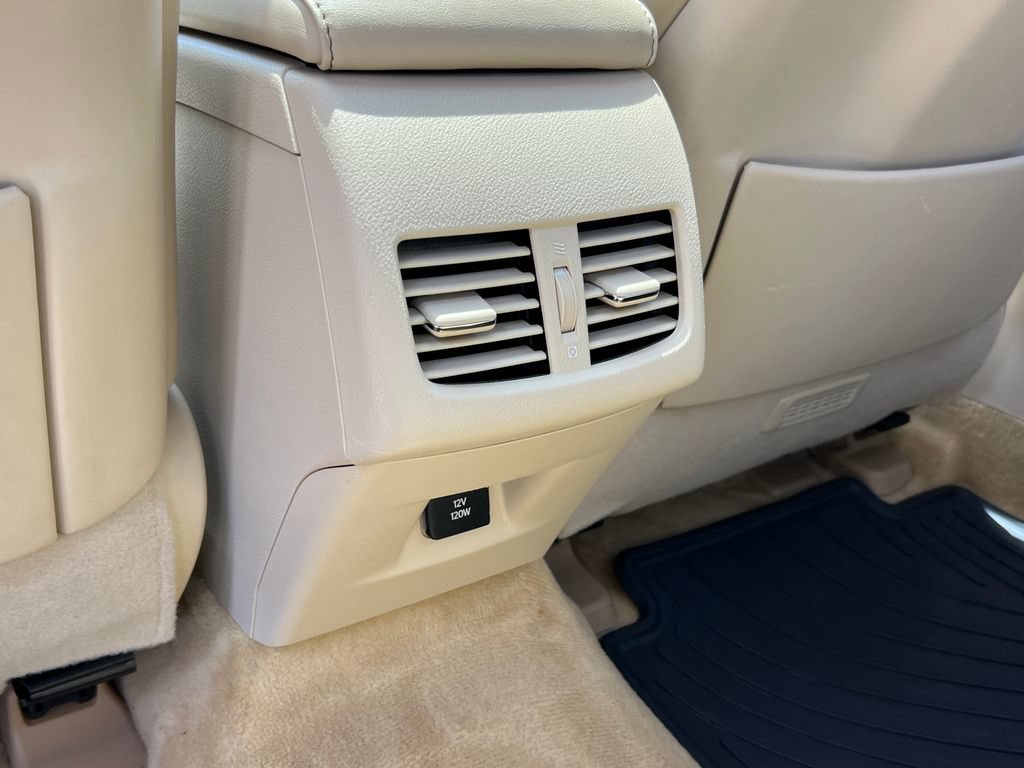 Used 2014 Lexus ES 350 w/ Premium Package FWD image 17