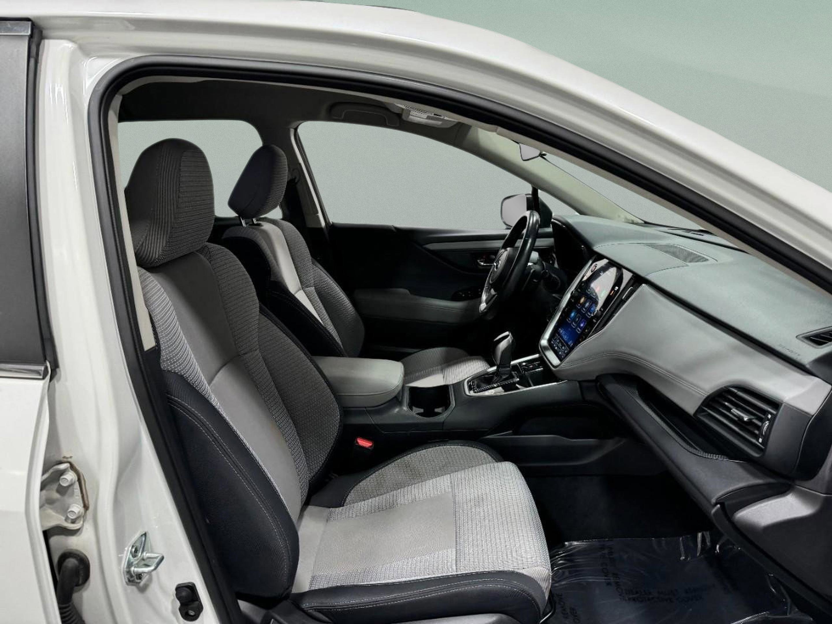 Used 2024 Subaru Outback Premium image 17