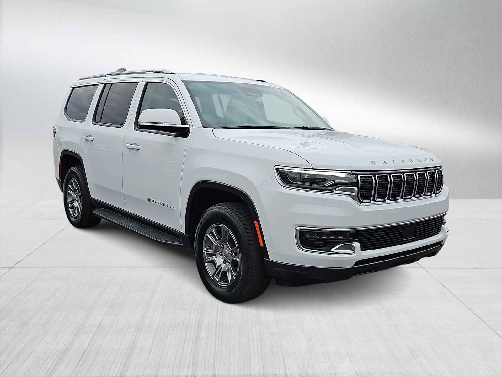 Used 2022 Jeep Wagoneer Series I image 2