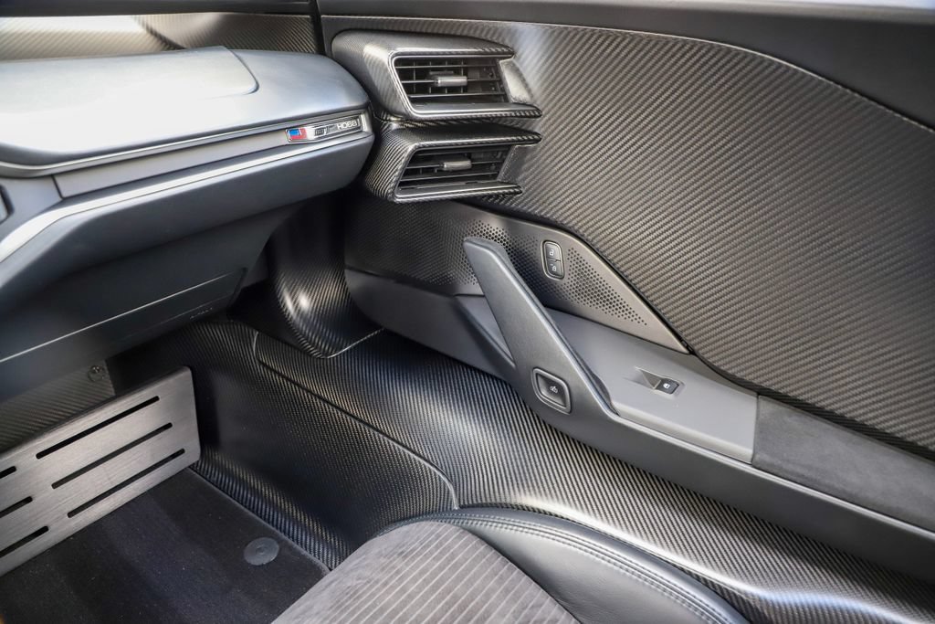 Used 2017 Ford GT RWD image 90
