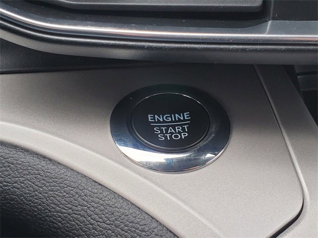 Used 2023 Ford Explorer XLT w/ Equipment Group 202A image 25