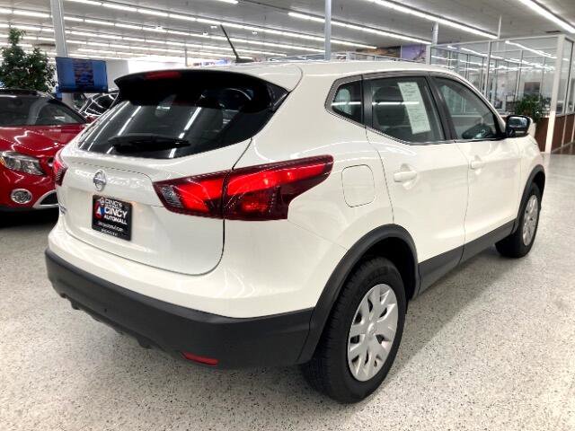 Used 2019 Nissan Rogue Sport S image 5