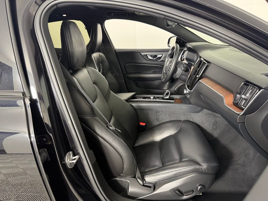 Used 2023 Volvo S60 B5 Plus w/ Climate Package AWD/4WD image 29