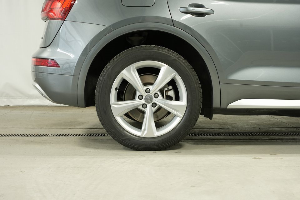 Used 2020 Audi Q5 2.0T Premium Plus w/ Premium Plus Package image 41