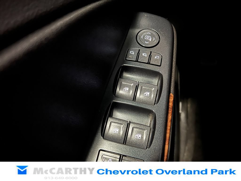 Used 2015 Chevrolet Tahoe LTZ AWD/4WD image 16