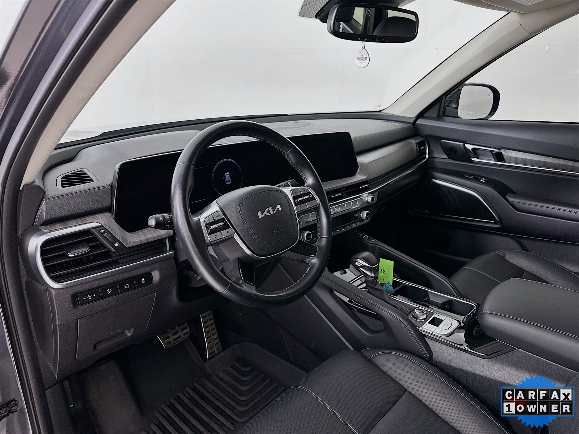 Used 2023 Kia Telluride SX image 10