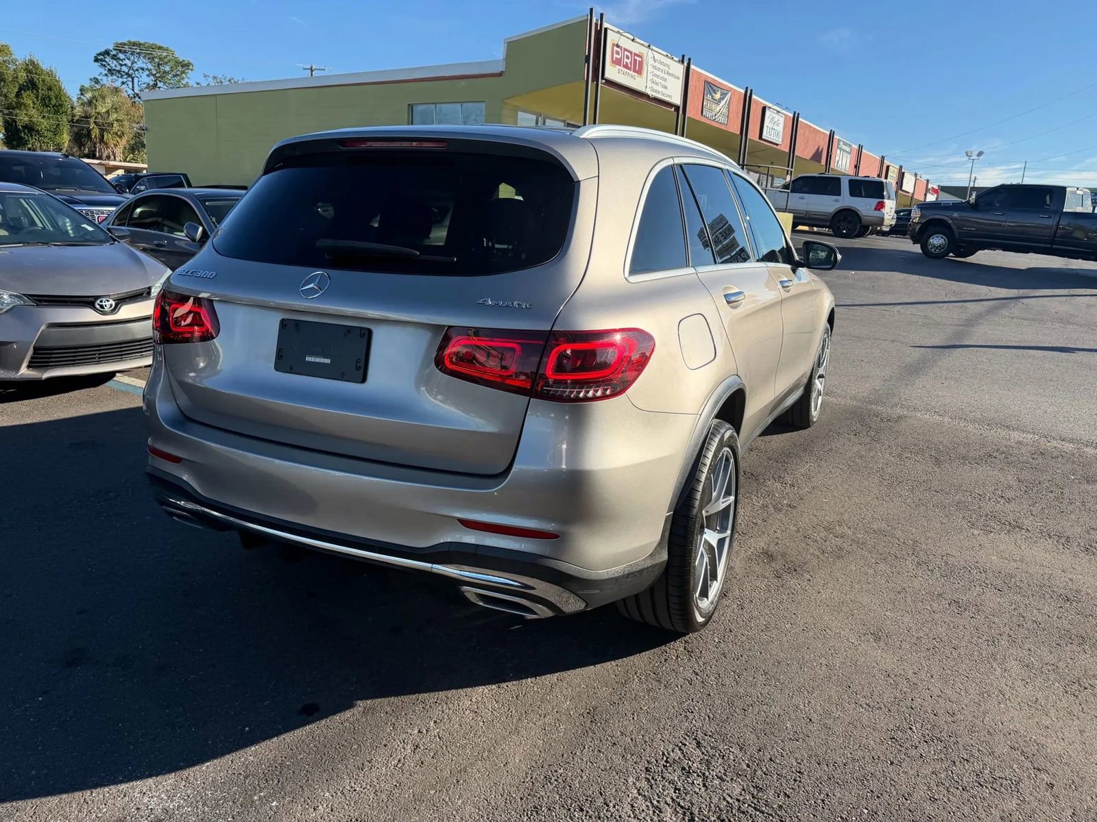 Used 2020 Mercedes-Benz GLC 300 4MATIC image 8