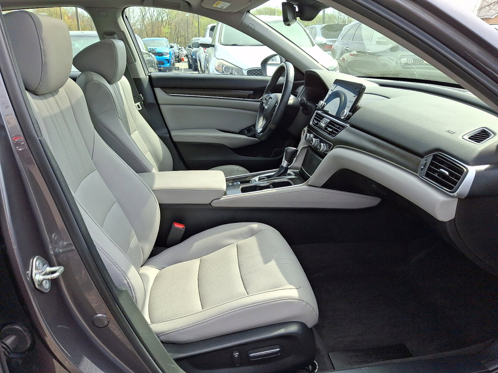 Used 2018 Honda Accord EX-L image 11