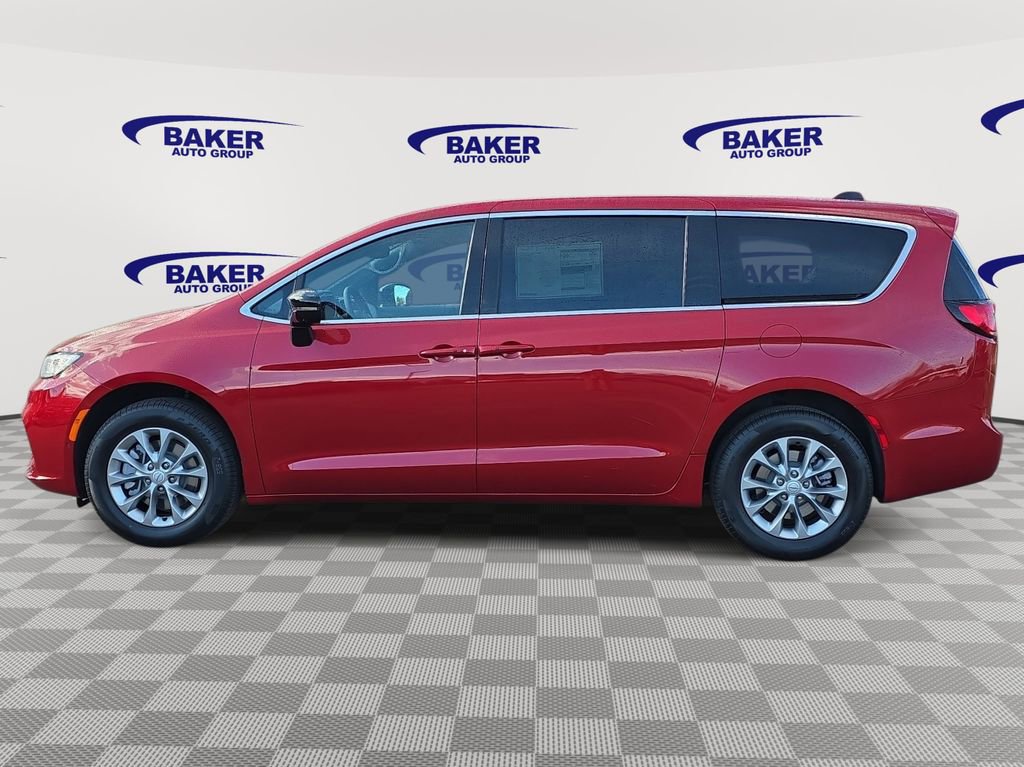 New 2026 Chrysler Pacifica Select image 6