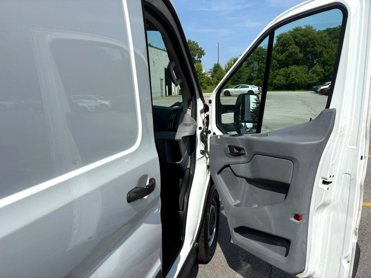 Used 2019 Ford Transit 350 148 Medium Roof image 15