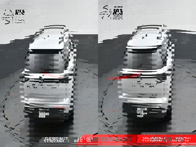 New 2026 Nissan Pathfinder SL image 39