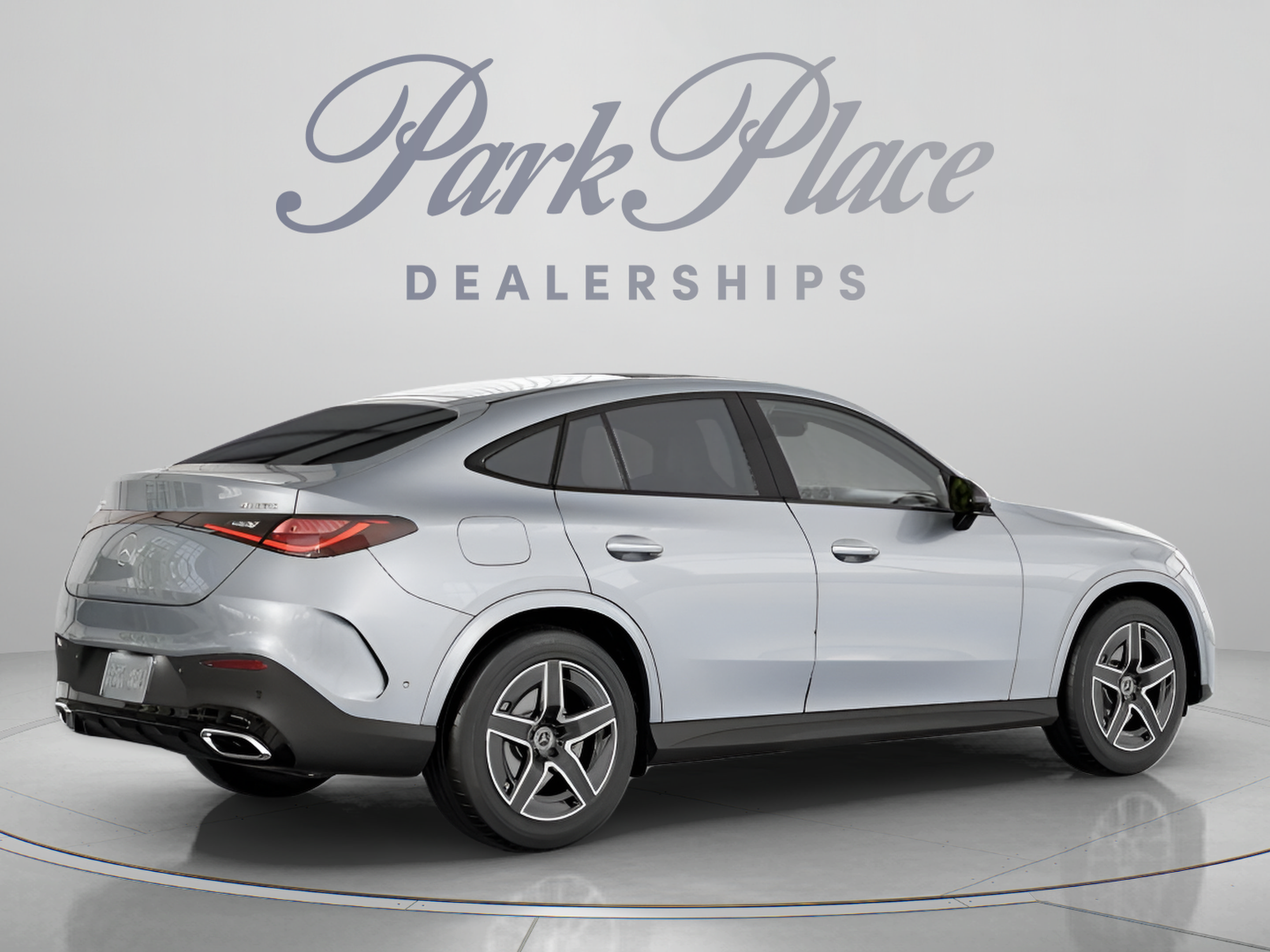 Used 2024 Mercedes-Benz GLC 300 4MATIC image 23