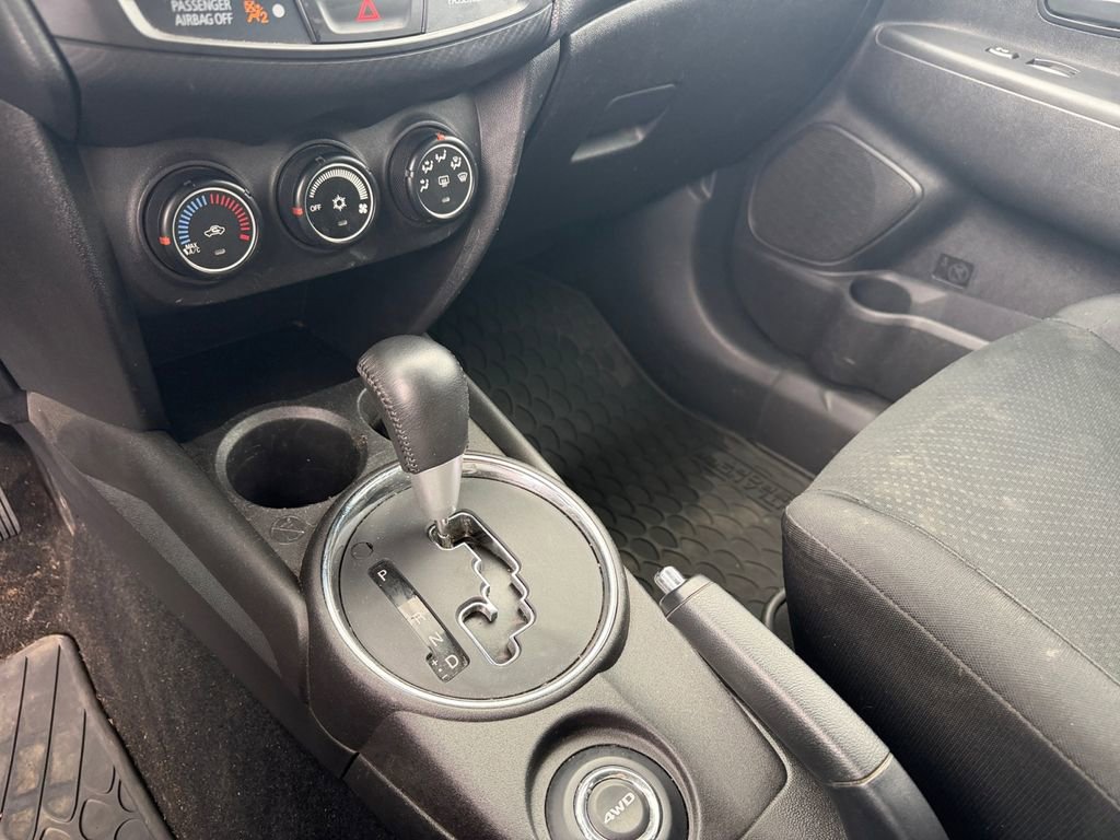 Used 2015 Mitsubishi Outlander Sport ES image 21