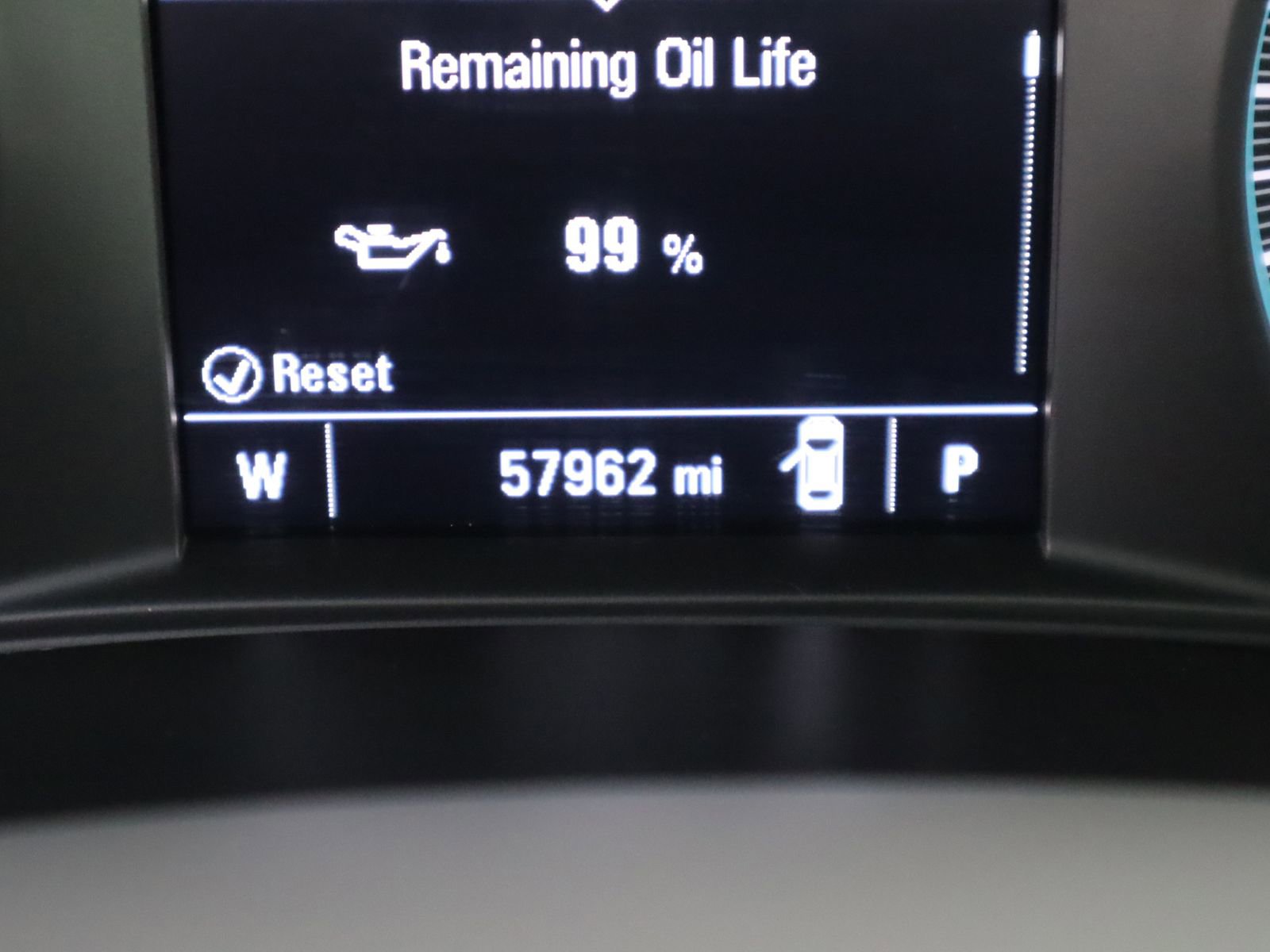 Used 2021 Chevrolet Malibu LT image 38