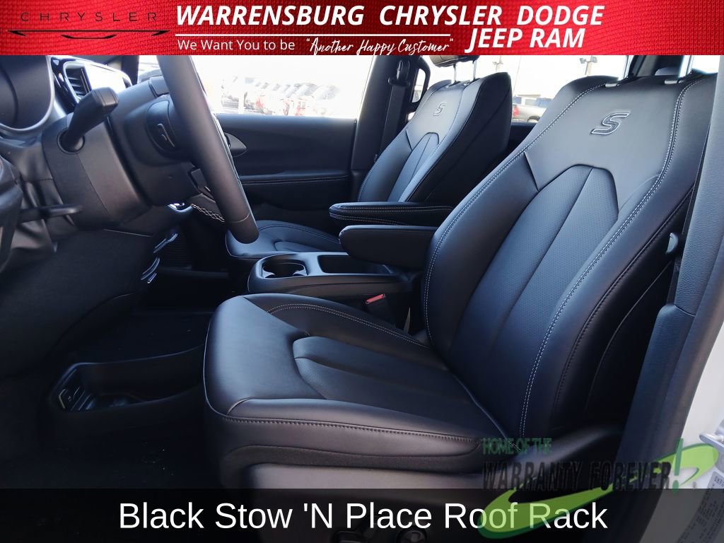 New 2026 Chrysler Pacifica Select image 15