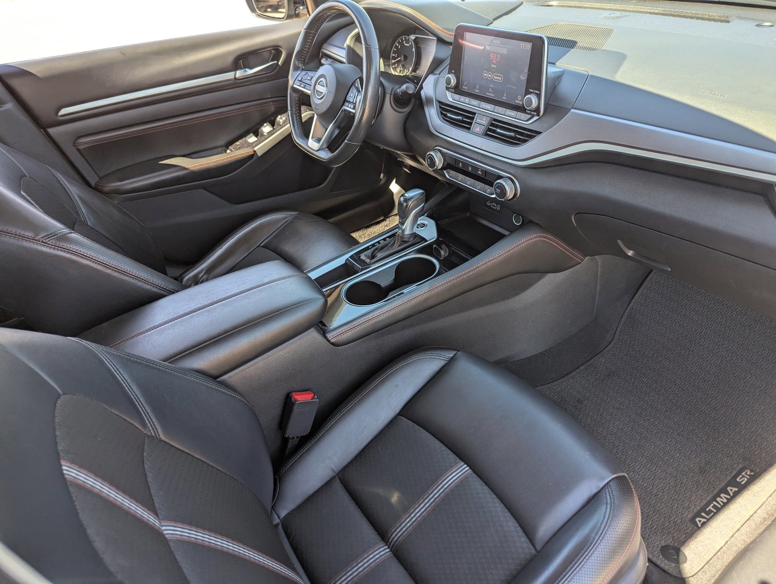 Used 2023 Nissan Altima 2.5 SR image 12