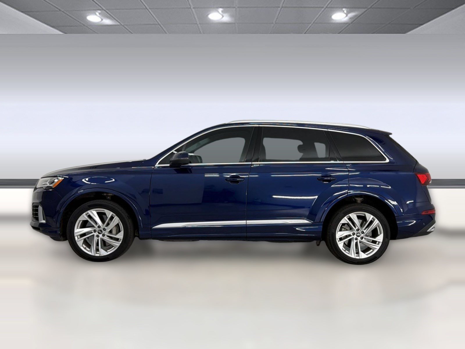 Used 2022 Audi Q7 3.0T Premium Plus AWD/4WD image 2