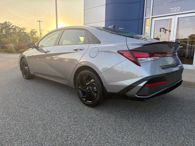 Used 2026 Hyundai Elantra Sport FWD image 5
