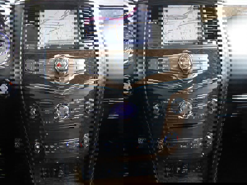 Used 2015 INFINITI QX80 Luxe w/ 22" Wheel Package image 18