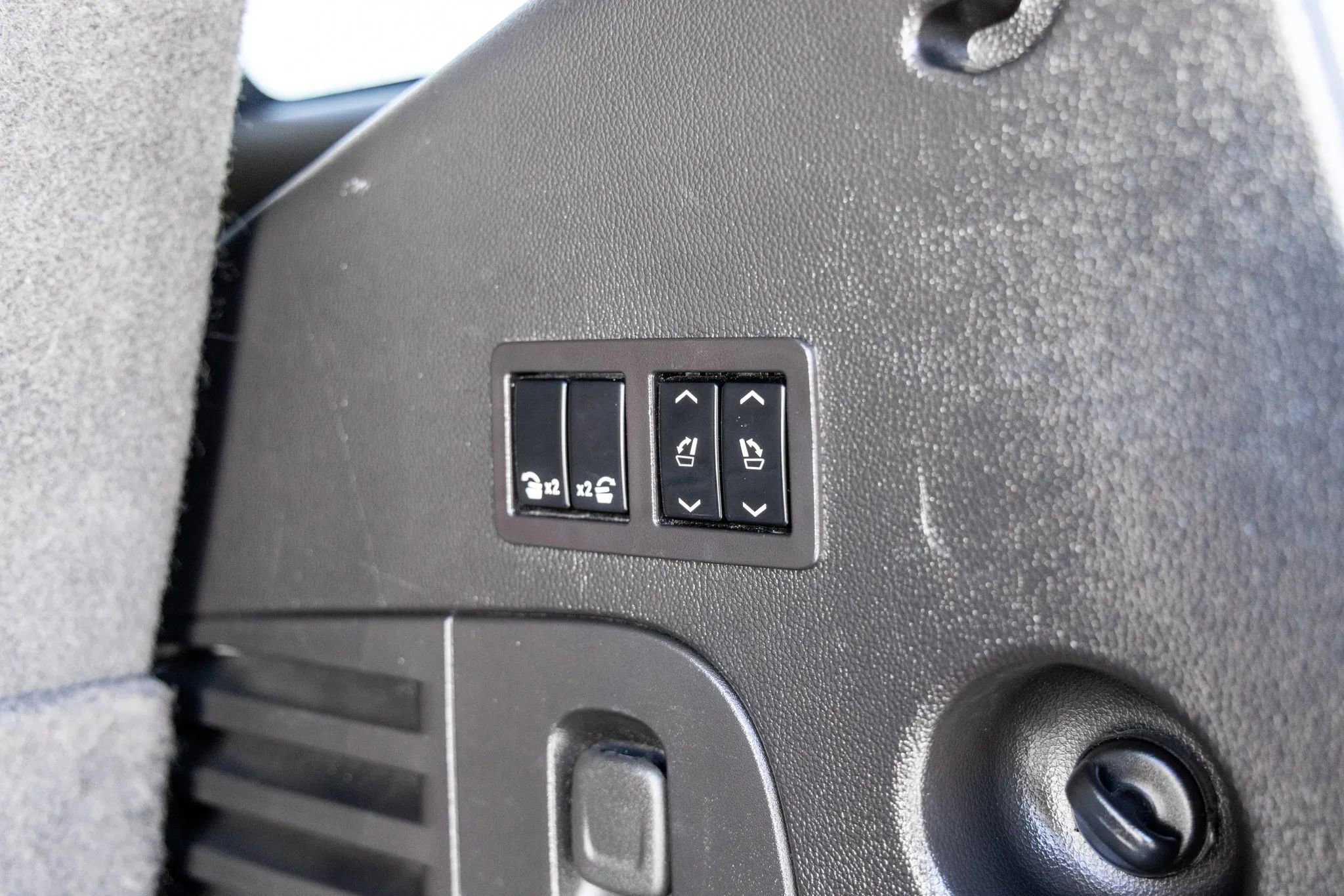 Used 2017 Cadillac Escalade Luxury image 15