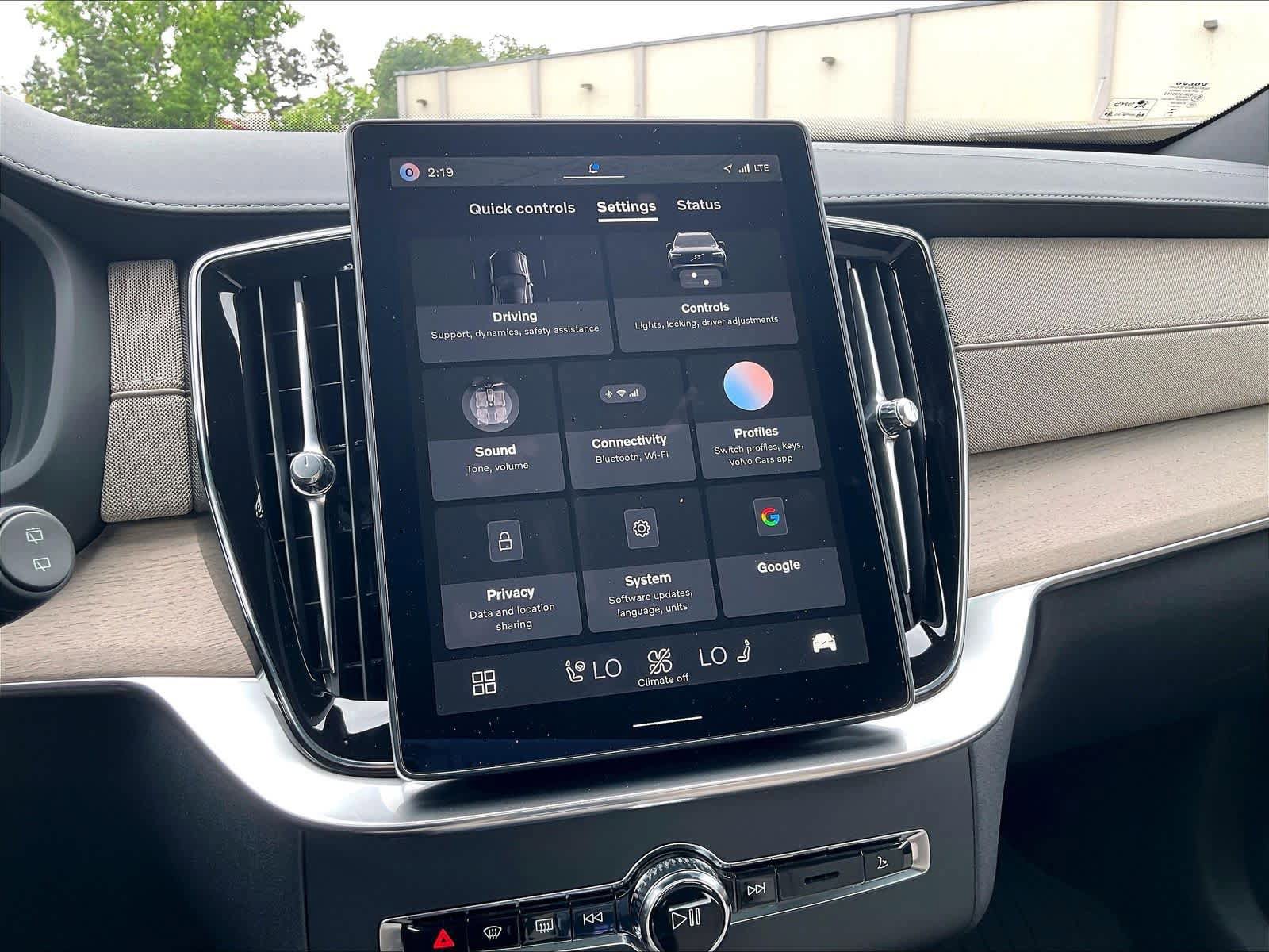 New 2026 Volvo XC90 T8 Ultra w/ Protection Package image 22