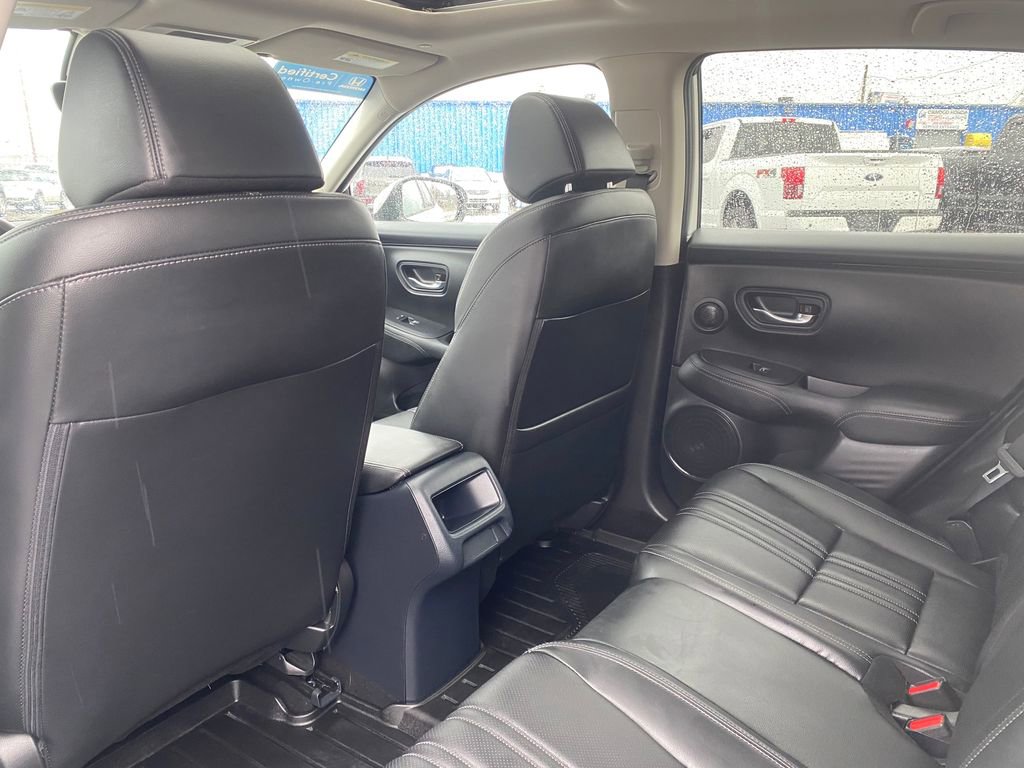 Used 2024 Honda HR-V EX-L image 15