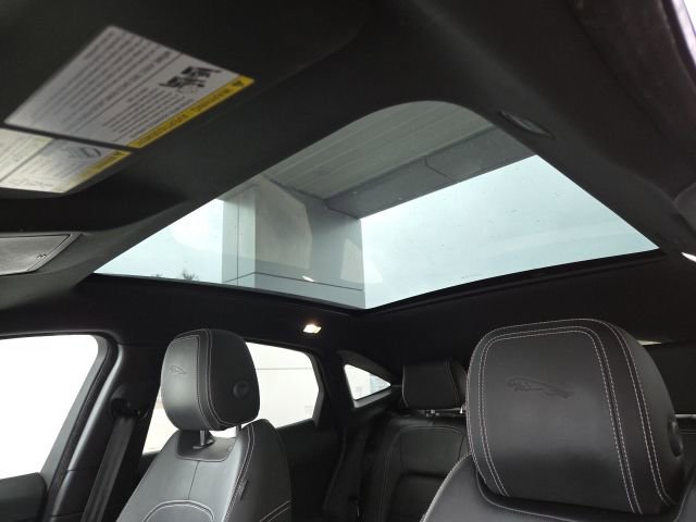 Used 2018 Jaguar E-PACE R-Dynamic HSE image 7