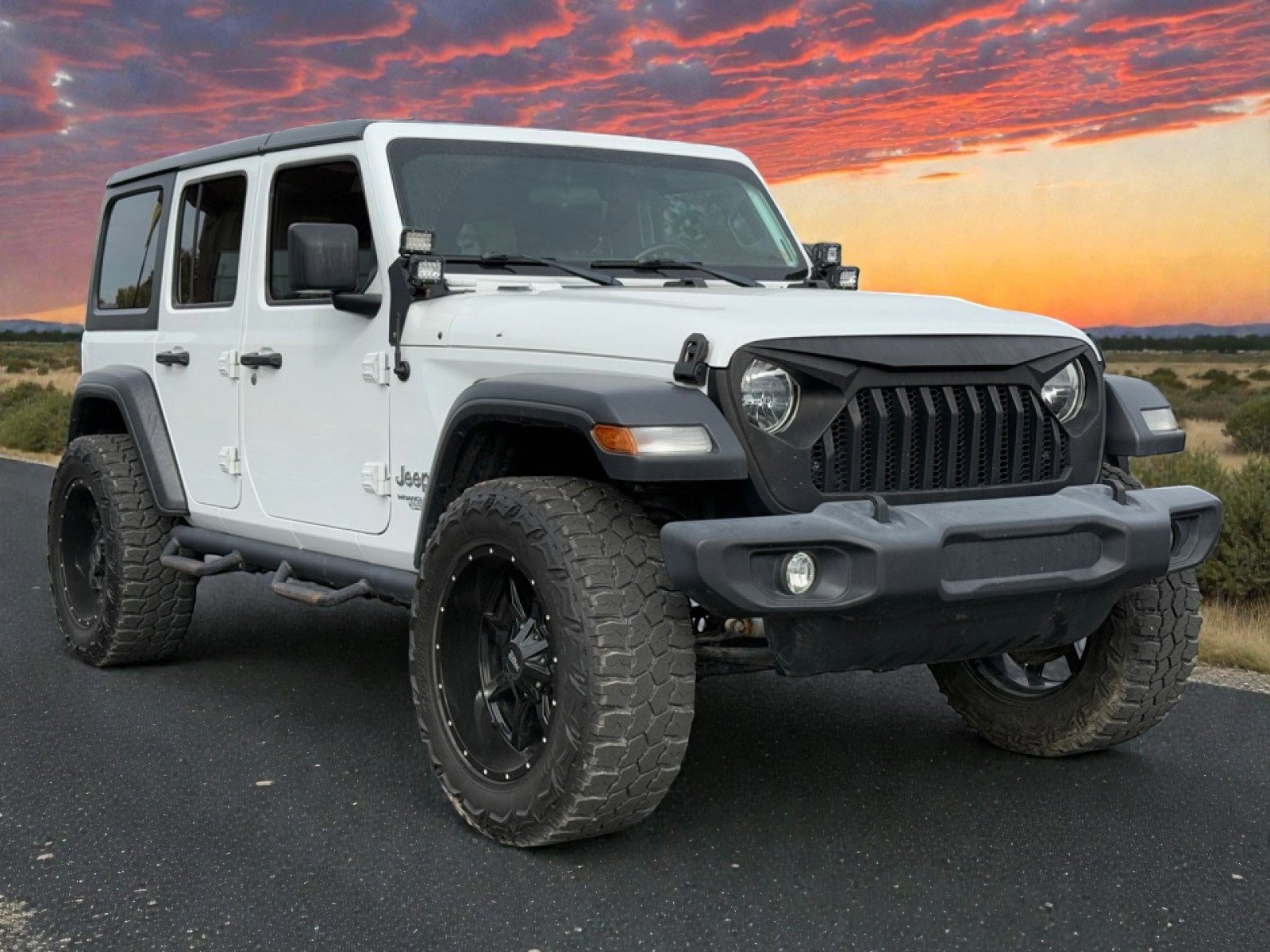 Used 2018 Jeep Wrangler Unlimited Sport S image 2