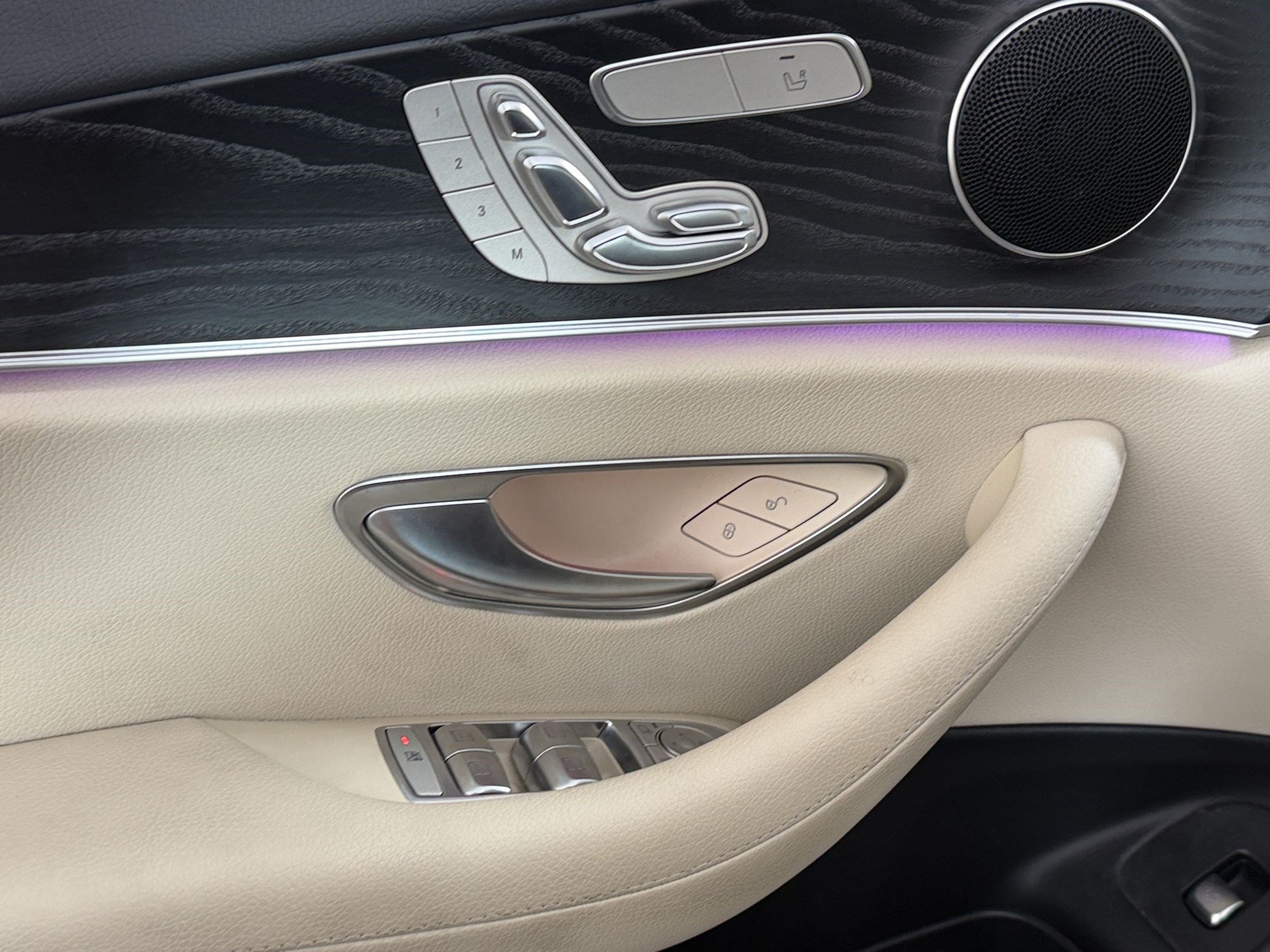 Used 2020 Mercedes-Benz E 350 Sedan image 26