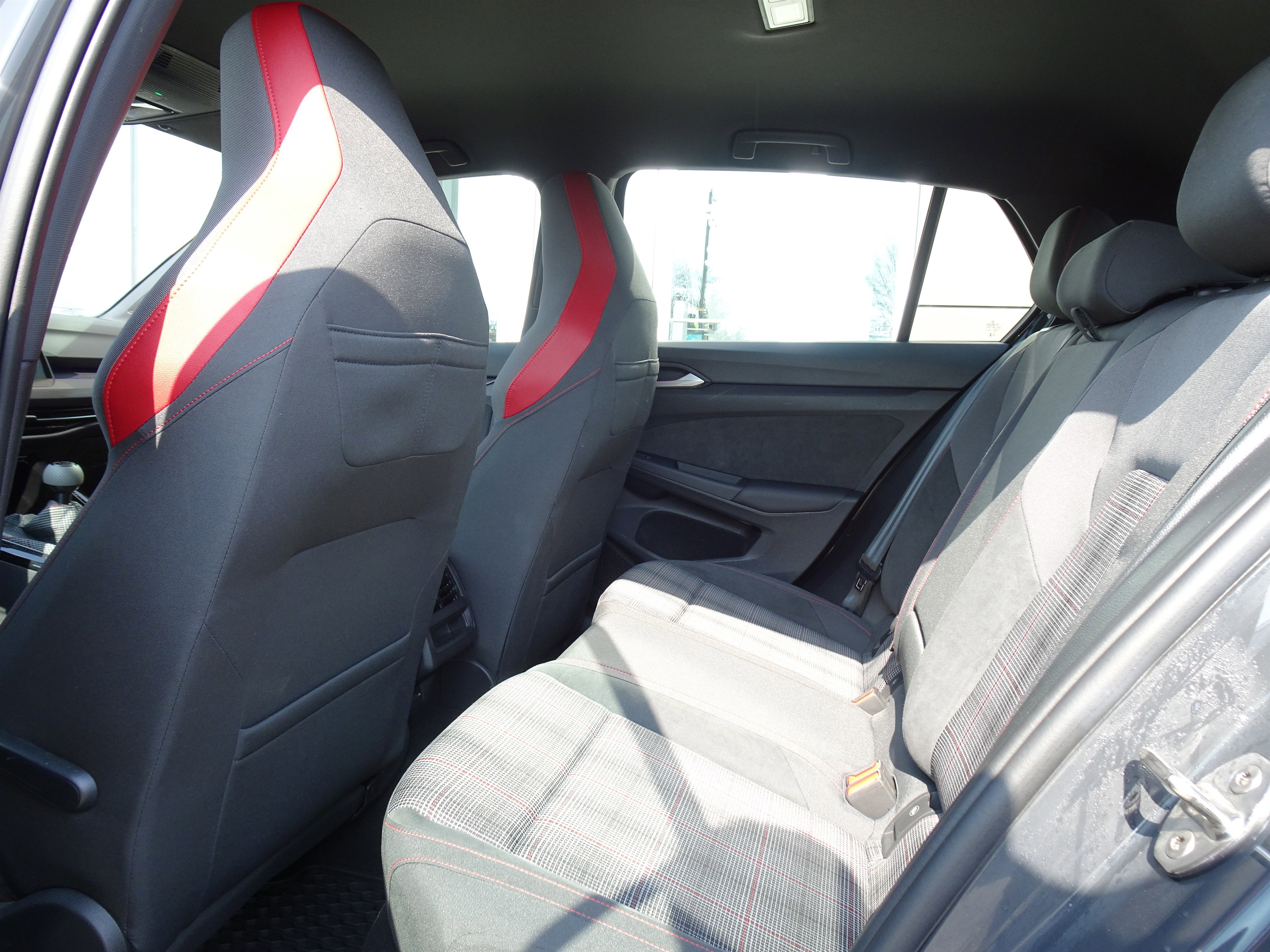 Used 2023 Volkswagen GTI 40th Anniversary Edition FWD image 15