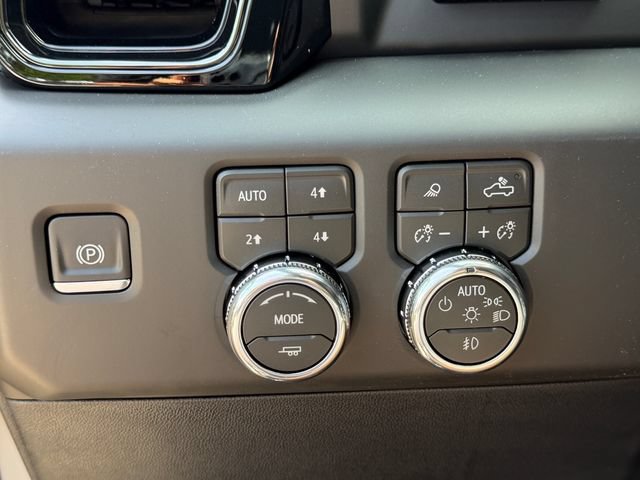 New 2026 GMC Sierra 1500 AT4 w/ AT4 Premium Package AWD/4WD image 22