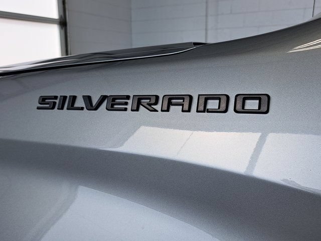Used 2023 Chevrolet Silverado 1500 LTZ AWD/4WD image 31