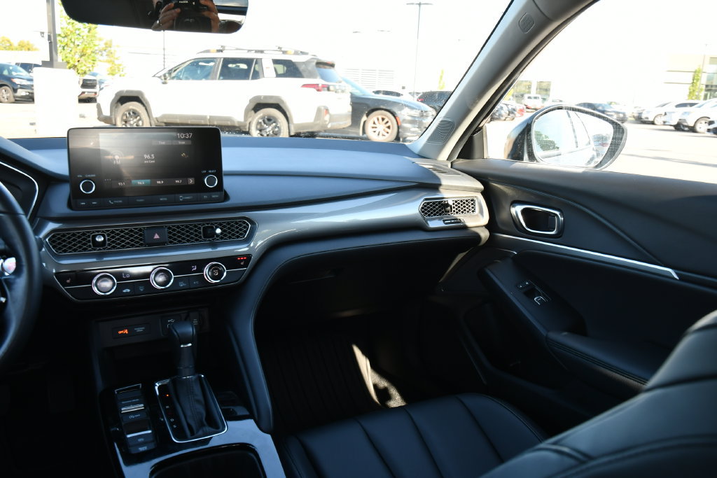Used 2025 Acura Integra FWD image 29