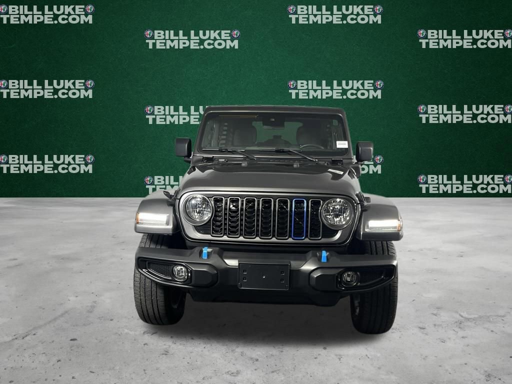 Used 2024 Jeep Wrangler Unlimited image 5