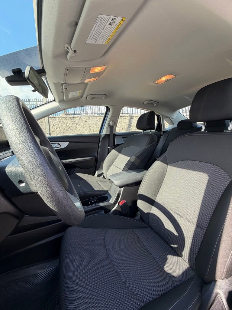 Used 2023 Kia Forte LXS image 15