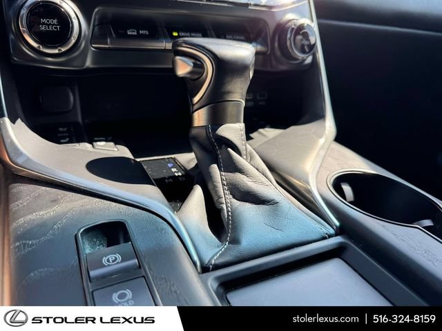 Used 2023 Lexus LX 600 4WD w/ Interior Upgrade Package image 16