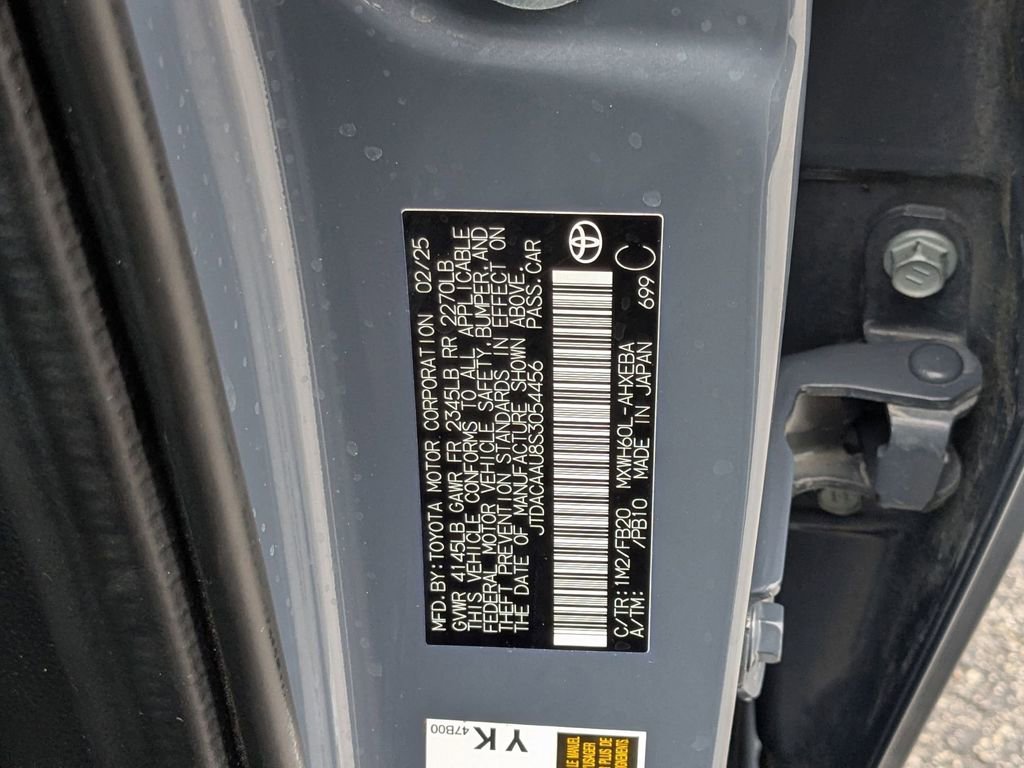 Used 2025 Toyota Prius LE image 31