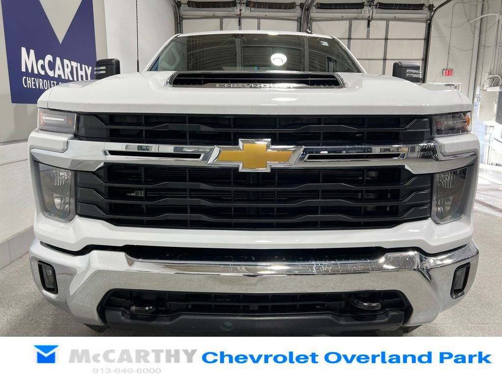 Used 2025 Chevrolet Silverado 2500 LT w/ Convenience Package image 10