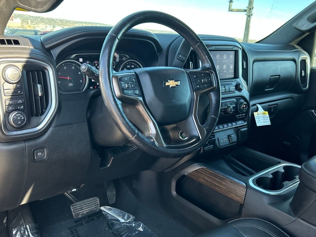 Used 2022 Chevrolet Silverado 3500 High Country w/ Safety Package II image 7