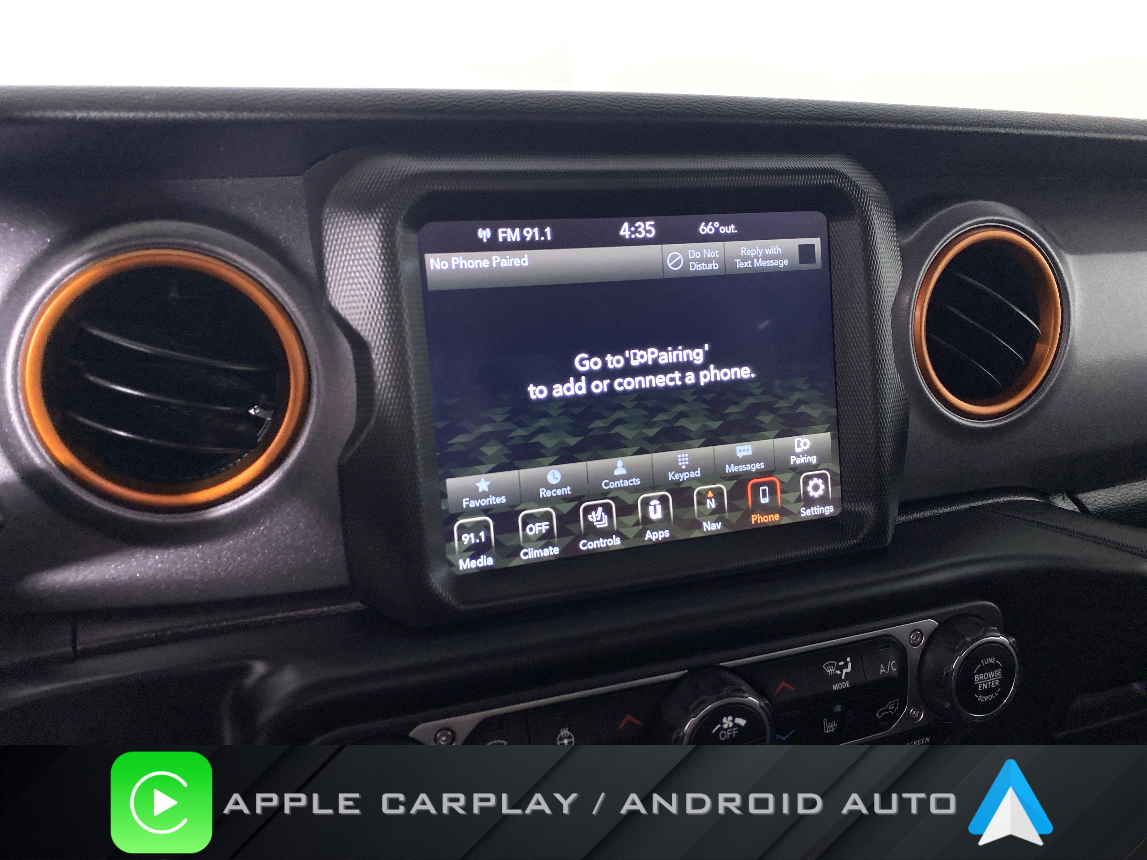 Used 2022 Jeep Gladiator Mojave w/ Cold Weather Group AWD/4WD image 2