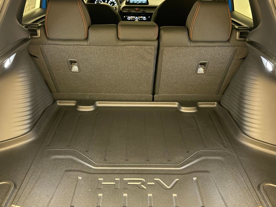 New 2026 Honda HR-V Sport image 9