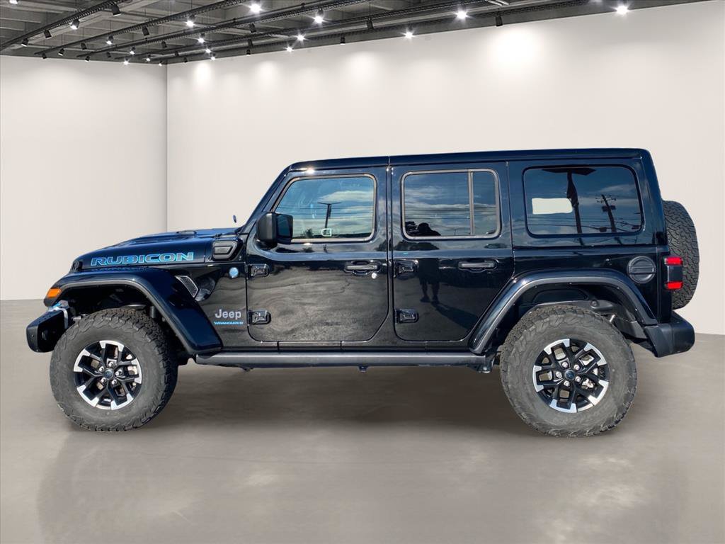 Used 2024 Jeep Wrangler Unlimited Rubicon 4xe AWD/4WD image 4