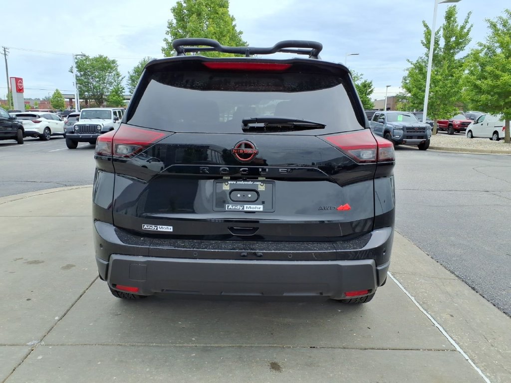 New 2026 Nissan Rogue SV AWD/4WD image 9