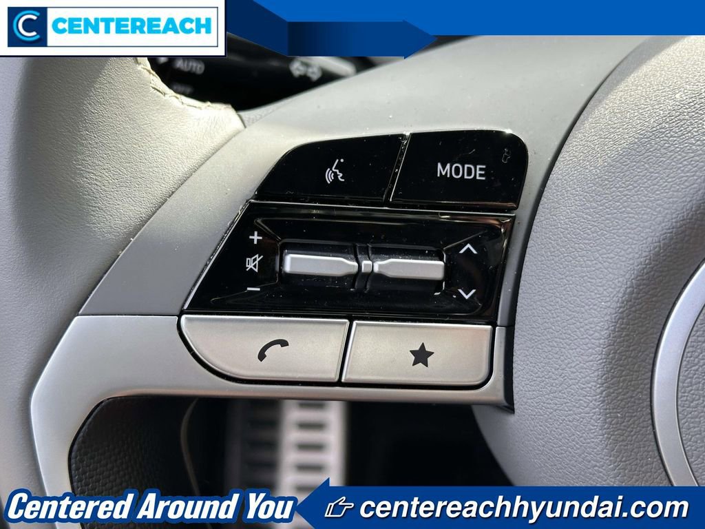 Used 2025 Hyundai Elantra Sport FWD image 18