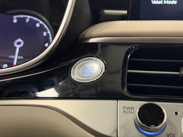 Used 2026 Genesis G70 2.5T Prestige image 21