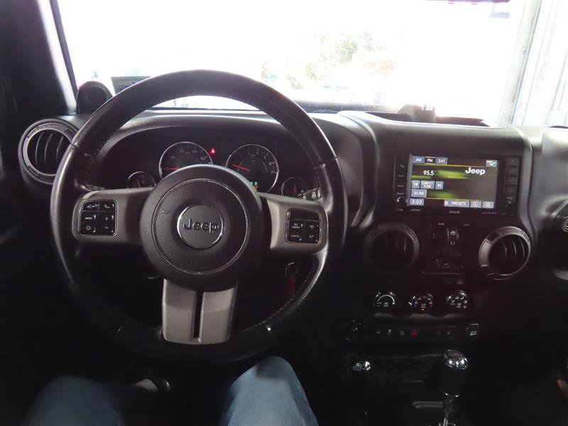 Used 2013 Jeep Wrangler Moab image 16