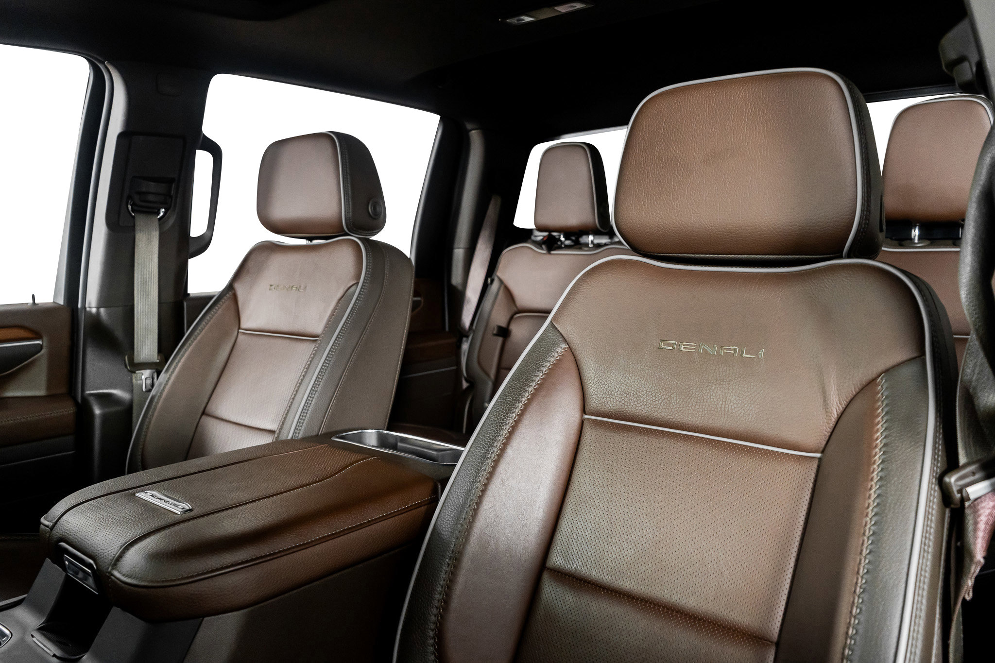 Used 2025 GMC Sierra 3500 Denali w/ Denali Reserve Package image 3