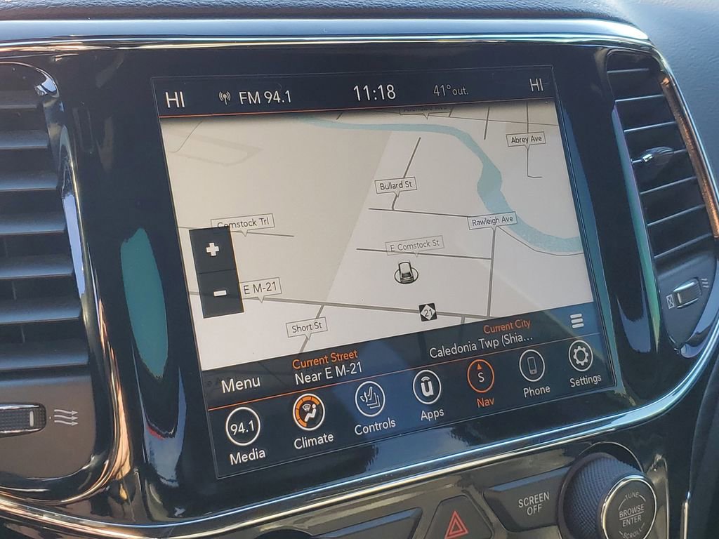 Used 2020 Jeep Grand Cherokee Altitude image 17