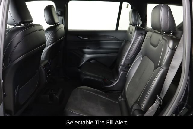 Used 2023 Jeep Grand Cherokee L Laredo AWD/4WD image 16